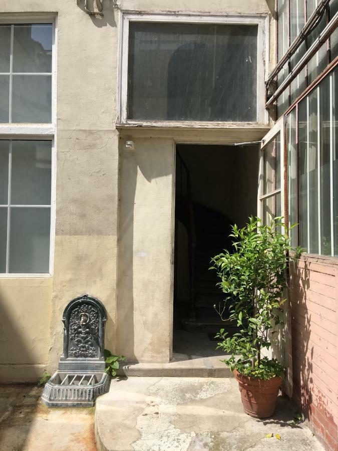 Maisonnette Studio Sur Cour Париж Екстериор снимка
