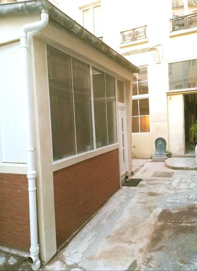 Maisonnette Studio Sur Cour Париж Екстериор снимка